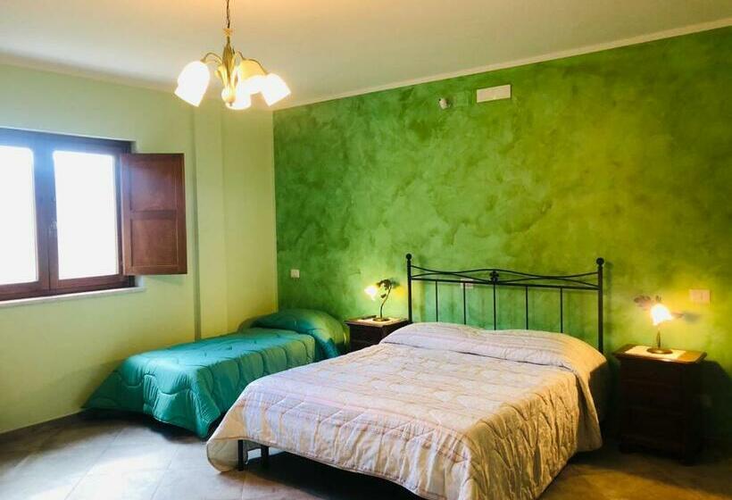 غرفة قياسية رباعية, Agriturismo Cuorelieto Del Cilento