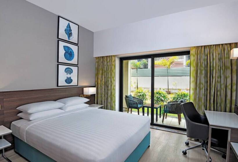 풀장 전망 디럭스 룸, Fairfield By Marriott Goa Benaulim