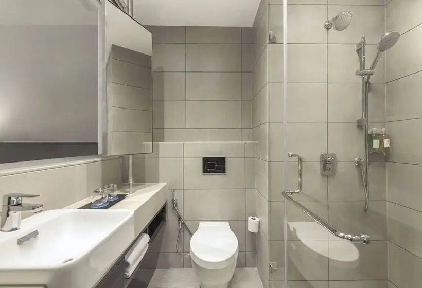 バルコニー付きデラックスルーム, Fairfield By Marriott Goa Benaulim