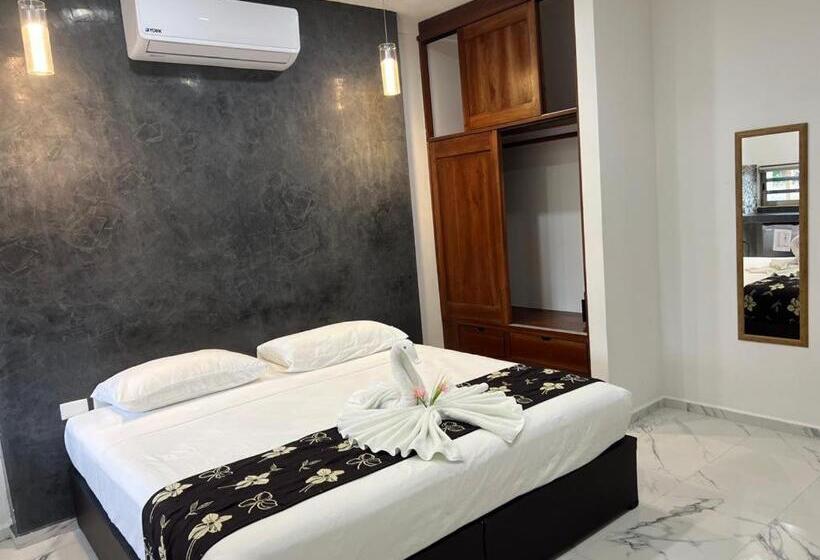 جناح جونيور ديلوكس, Ko Ox Wenne