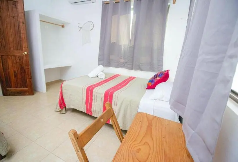 اتاق استاندارد چهار تخته, Posada Yalekin Holbox