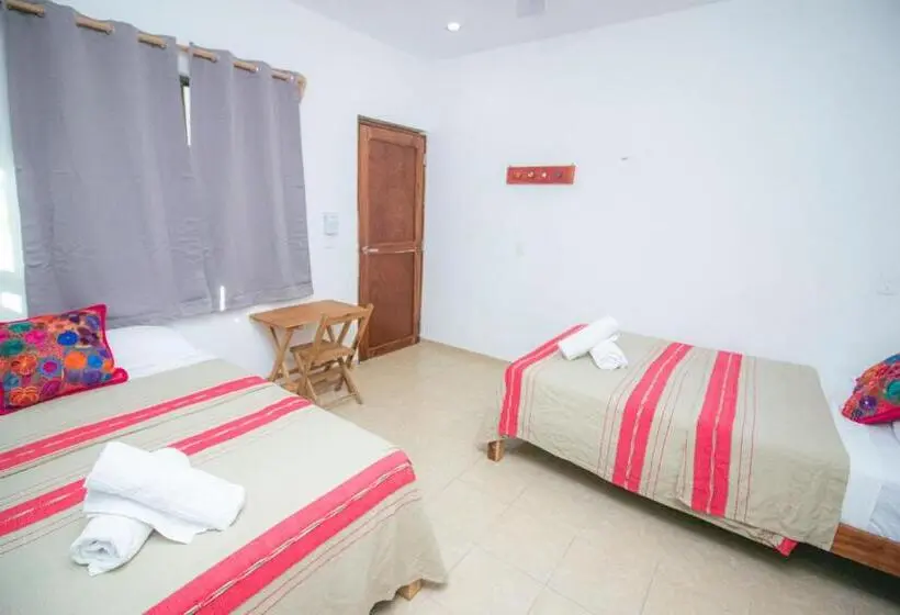اتاق استاندارد چهار تخته, Posada Yalekin Holbox