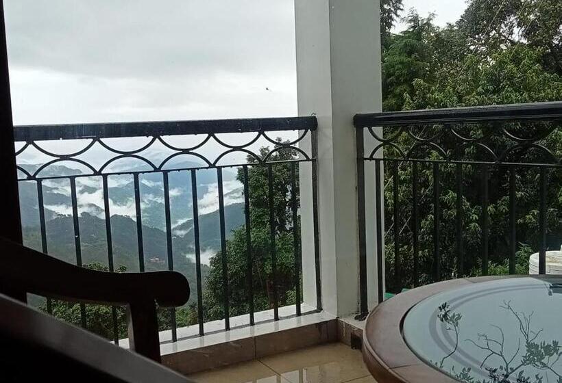 ファミリールーム, The Kumaon Retreat