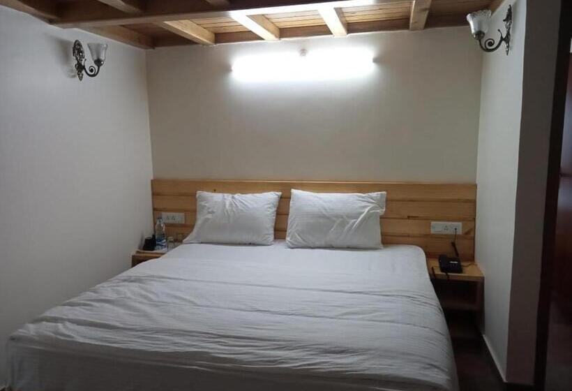 デラックスルーム, The Kumaon Retreat