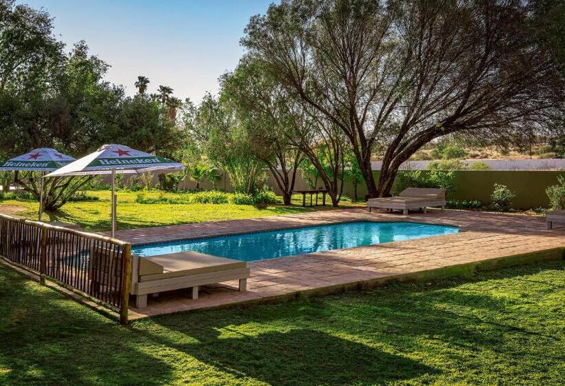 اتاق لوکس, Upington Inn