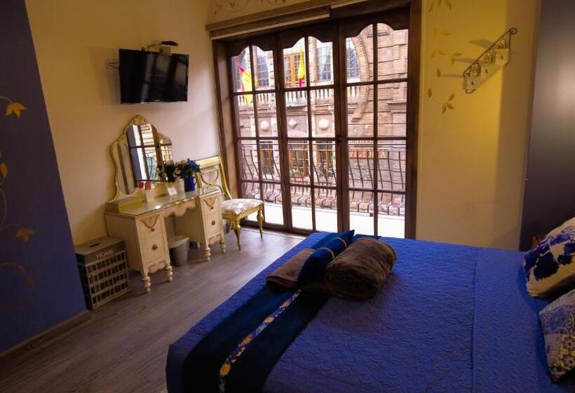 带阳台的豪华间, Ronda Hotel Boutique By Chat Noir