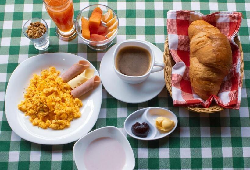 带阳台的豪华间, Ronda Hotel Boutique By Chat Noir