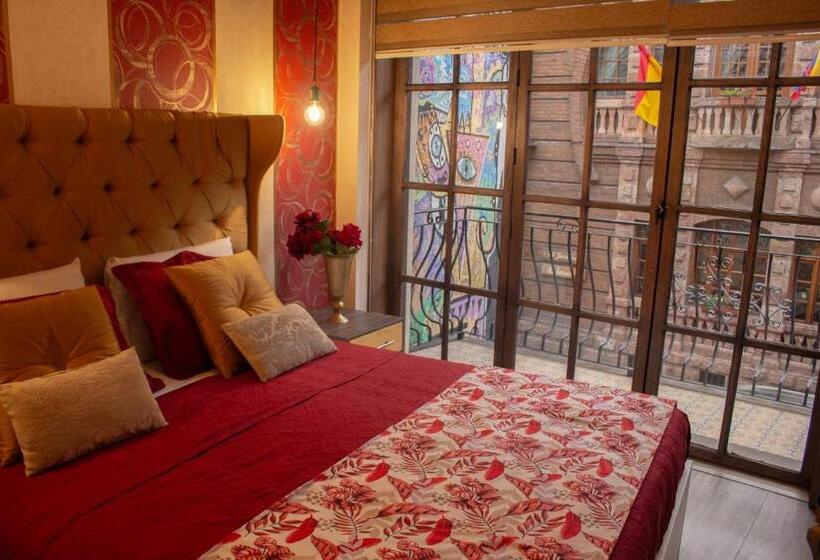 带阳台的豪华间, Ronda Hotel Boutique By Chat Noir