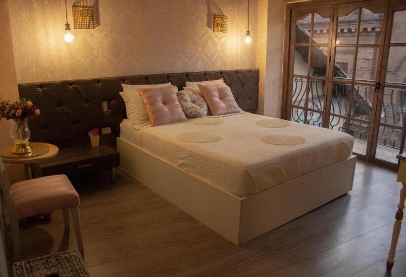 带阳台的豪华间, Ronda Hotel Boutique By Chat Noir