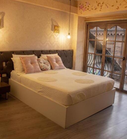 Номер Deluxe с Балконом, Ronda Hotel Boutique By Chat Noir