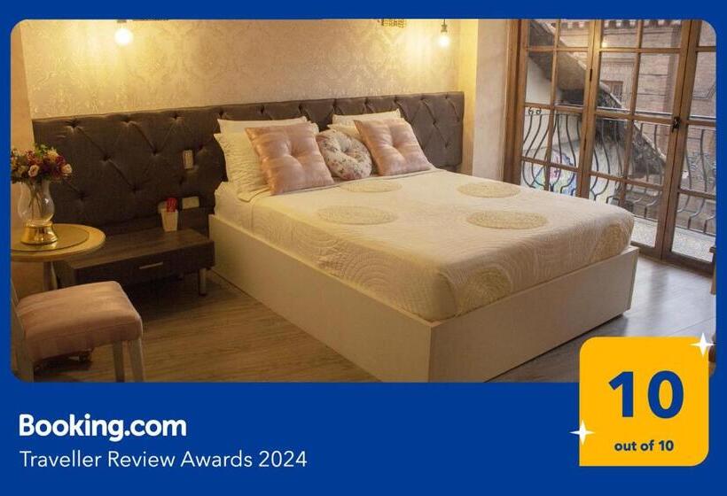 带阳台的豪华间, Ronda Hotel Boutique By Chat Noir