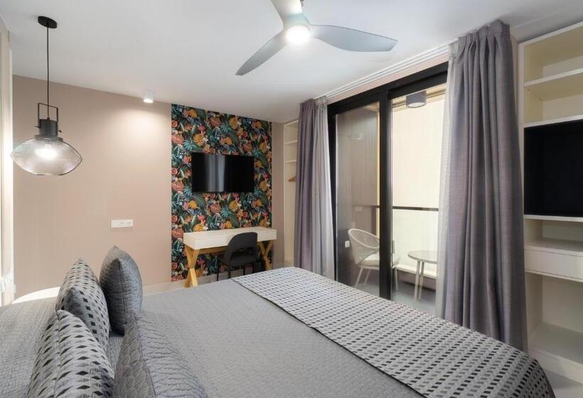 اتاق لوکس, Perla Del Sur