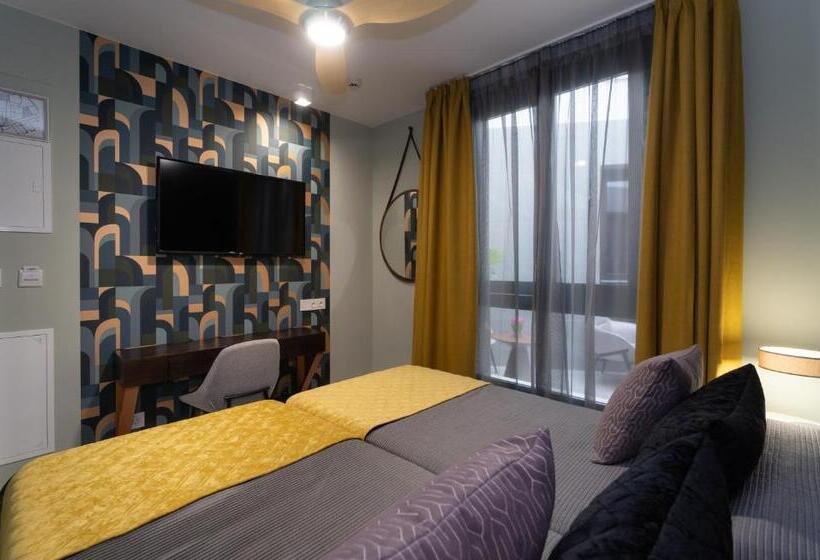 اتاق اکونومی, Perla Del Sur