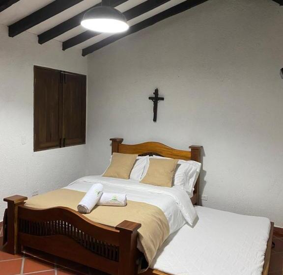 4인용 스탠다드 룸, Finca Villa Sofia