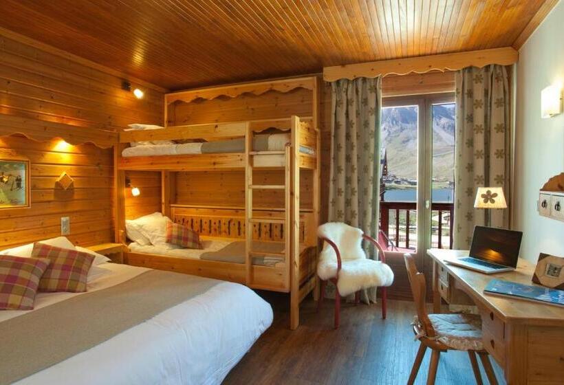 اتاق استاندارد چهار تخته, Hôtel L Arbina