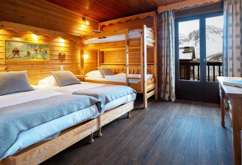 اتاق استاندارد چهار تخته, Hôtel L Arbina