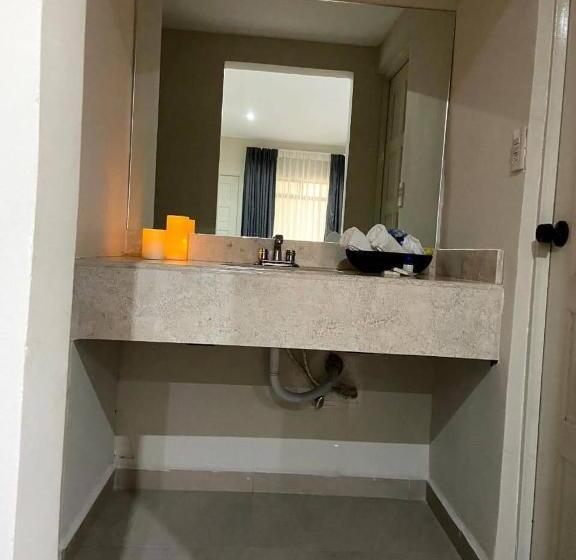 스위트, Los Robles