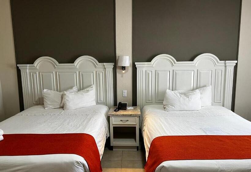 스탠다드 룸 더블 침대 2개, Los Robles