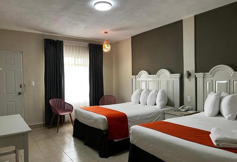 스탠다드 룸 더블 침대 2개, Los Robles