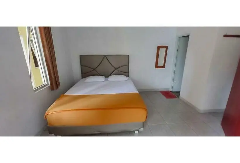 Superior-Zimmer, Sri Indrawati Puncak Mitra Reddoorz