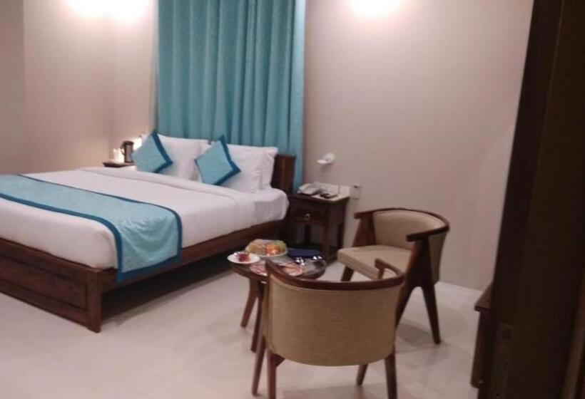 סוויטה משפחתית, The Lighthouse