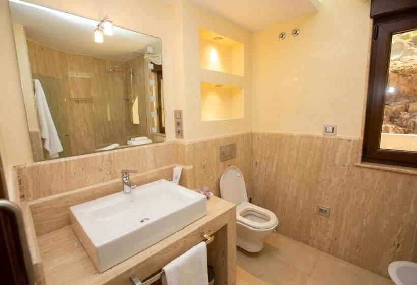 اتاق استاندارد با چشمانداز دریا, A Ballenera De Caneliñas