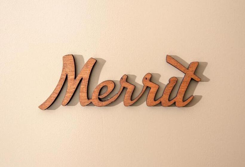 スイート, The Com Plex Motel