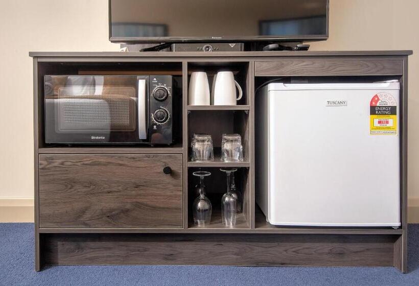 デラックススイート, The Com Plex Motel