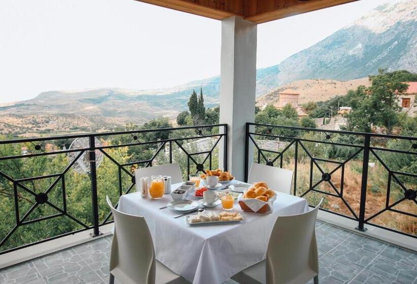 חדר דלוקס, Bujtina Maria