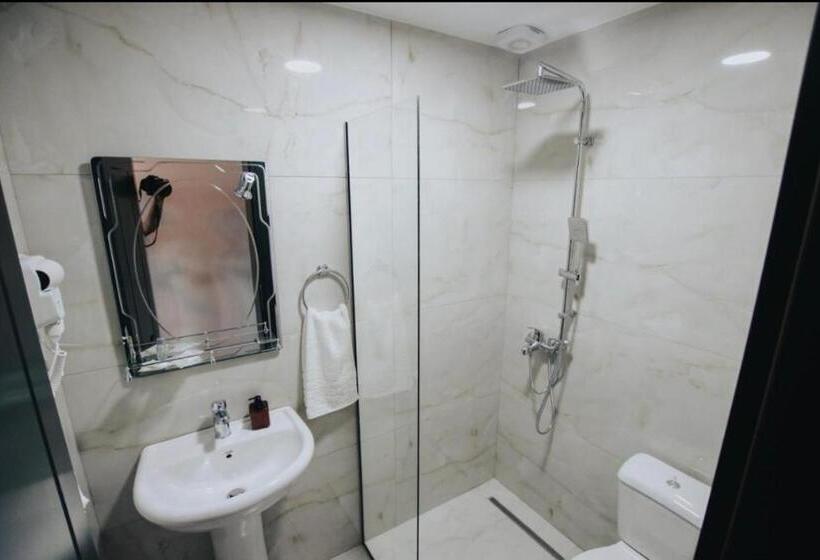 חדר סטנדרט נוף להרים, Bujtina Maria