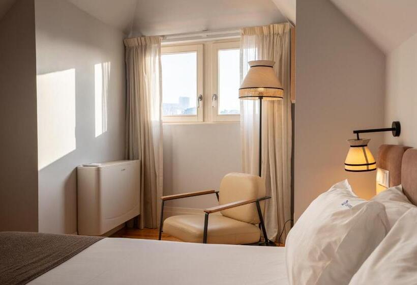 Deluxe room with river view, Memoria Porto Flh Hotels