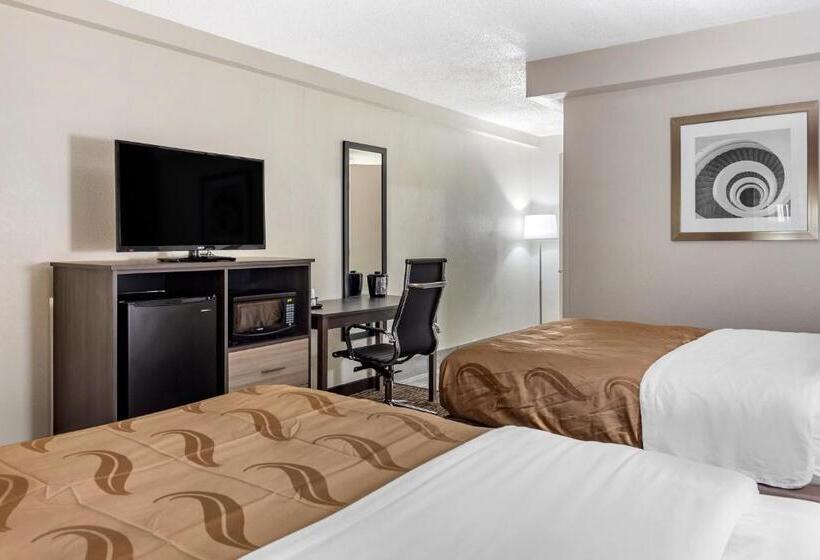 غرفه قياسيه سريرين مزدوجين, Quality Inn & Suites Spring Lake   Fayetteville Near Fort Liberty