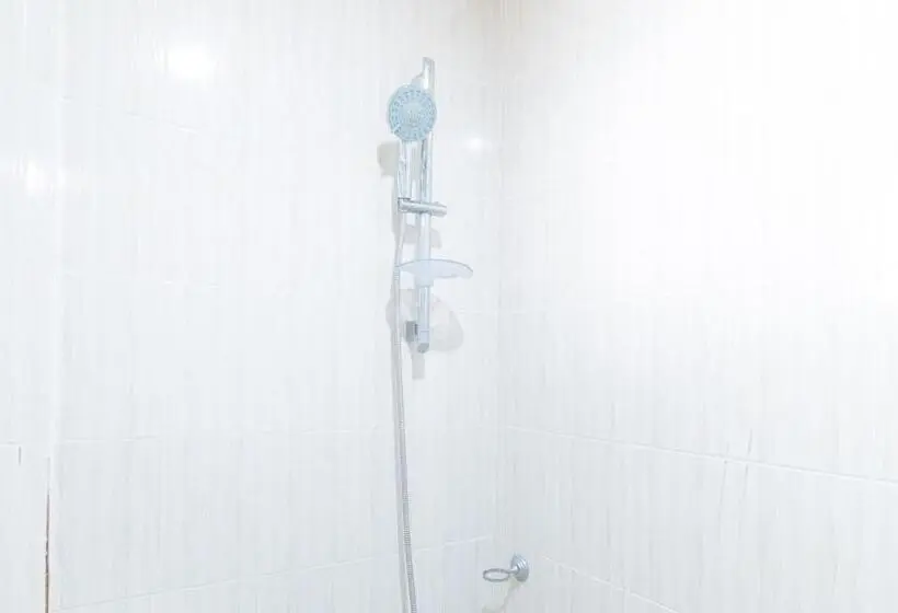 Deluxe-huone, Reddoorz At Rjs Bldg Near Lyceum Gen Trias Cavite