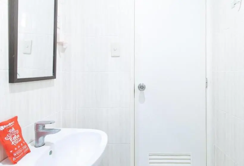 Deluxe-huone, Reddoorz At Rjs Bldg Near Lyceum Gen Trias Cavite