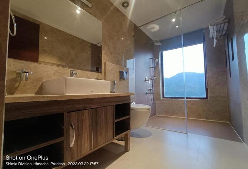 带大床的标准间, The Jungle Mountain Retreat