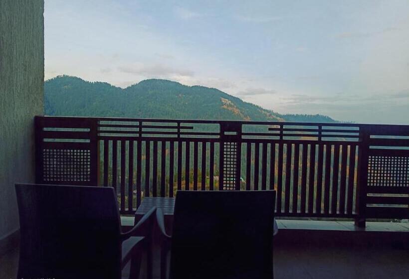 标准间, The Jungle Mountain Retreat