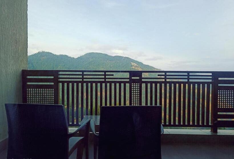 标准间, The Jungle Mountain Retreat