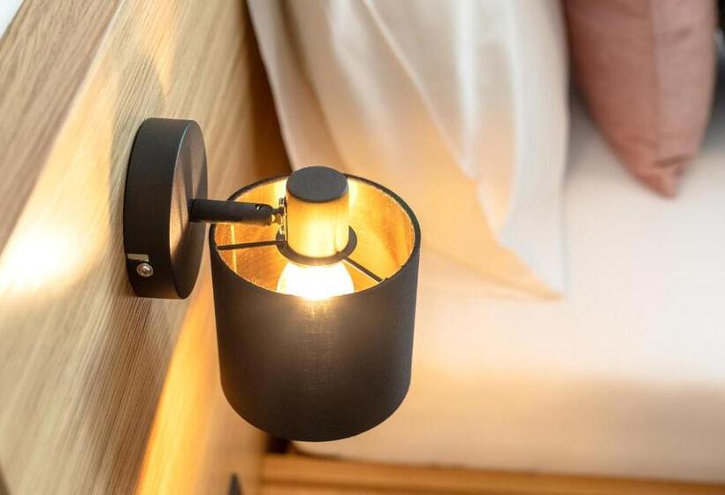 آپارتمان 1 خوابه با تراس, Lisal Appartements