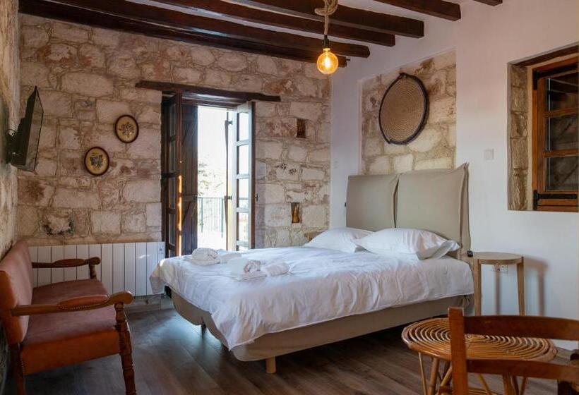 テラス付き１ベッドルームアパートメント, Droshia Traditional Homes, Coco Mat Full Experience