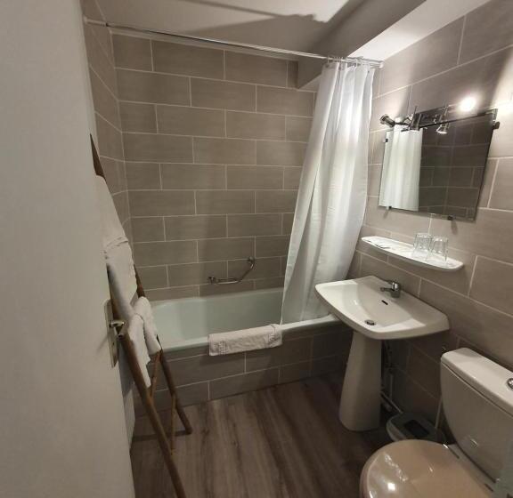 Номер Стандарт Вид на Озеро, Du Grand Lac