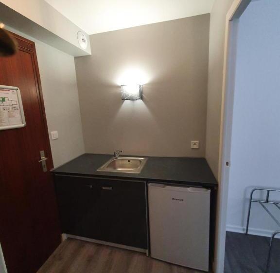 Номер Стандарт Вид на Озеро, Du Grand Lac