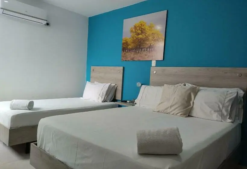 Chambre Triple Standard, Escala