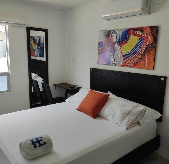 Standart Oda, Escala