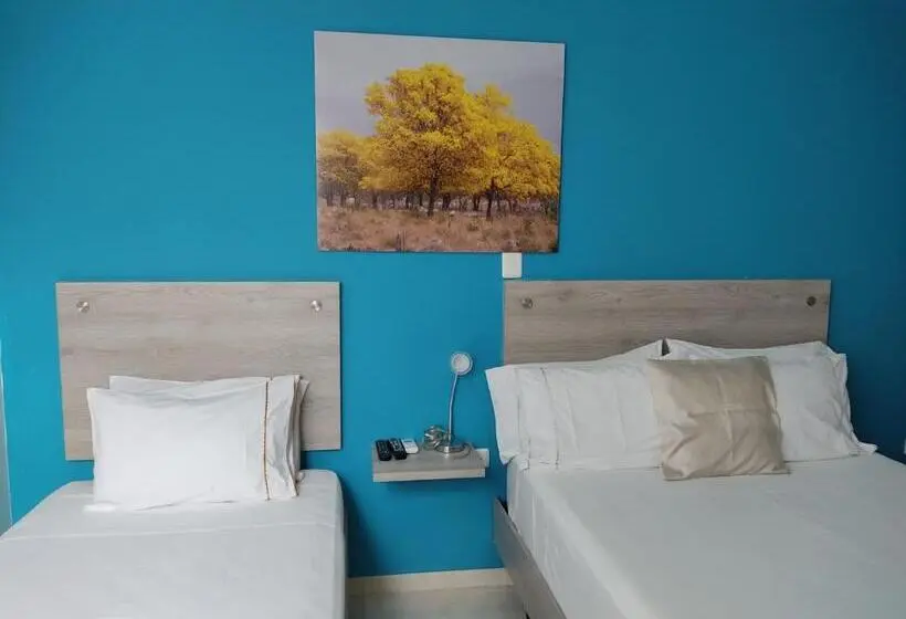 Chambre Triple Standard, Escala