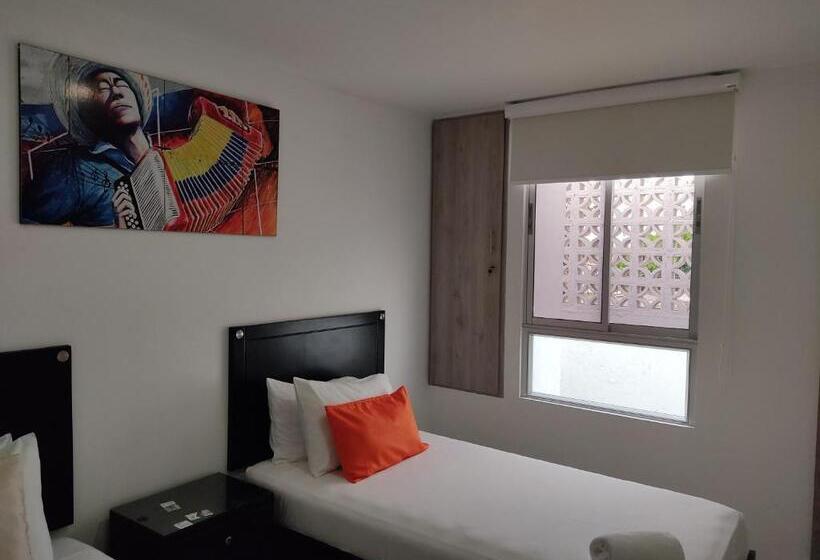 Standardzimmer, Escala