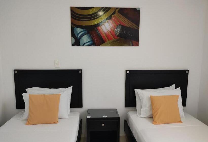 Standart Oda, Escala