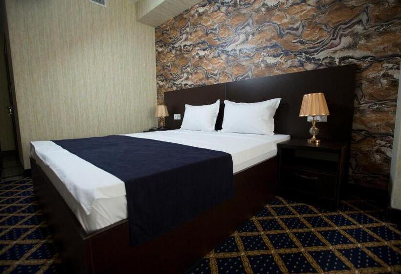 اتاق اکونومی, Kristal Inn