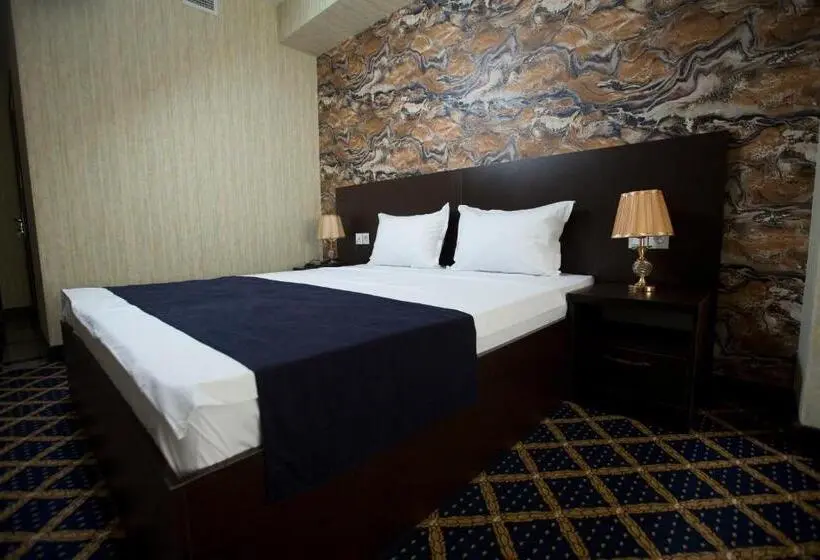 اتاق اکونومی, Kristal Inn
