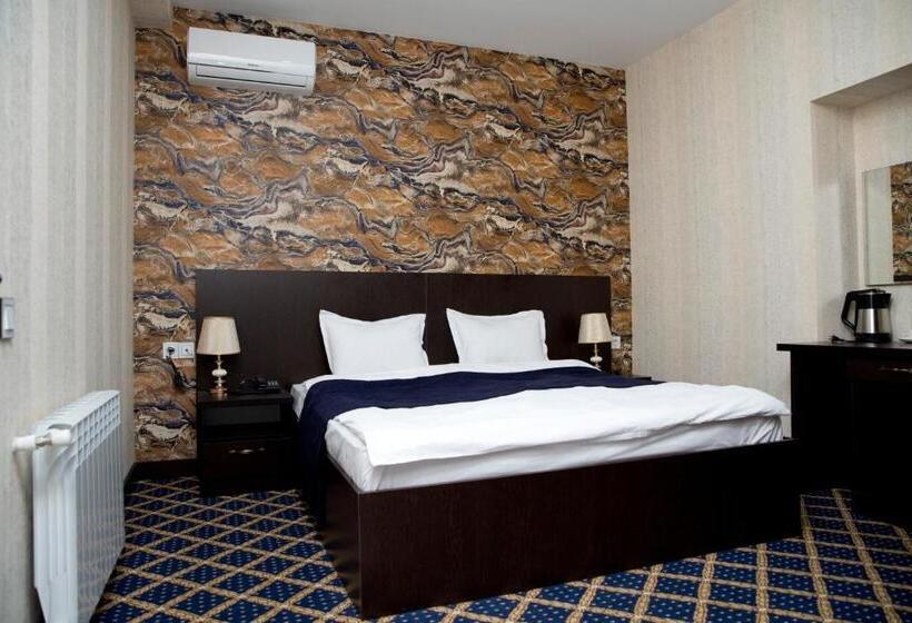 اتاق اکونومی, Kristal Inn