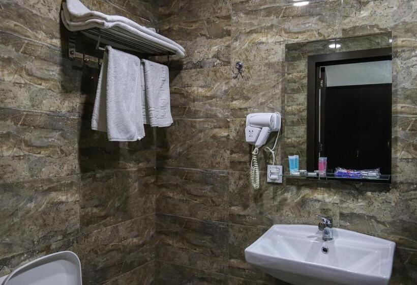 اتاق استاندارد, Kristal Inn